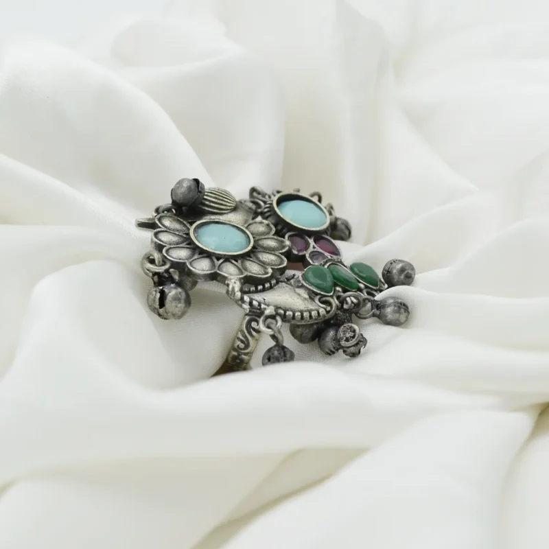Antique Oxidized Oversized Ring Article 35 - Image 2