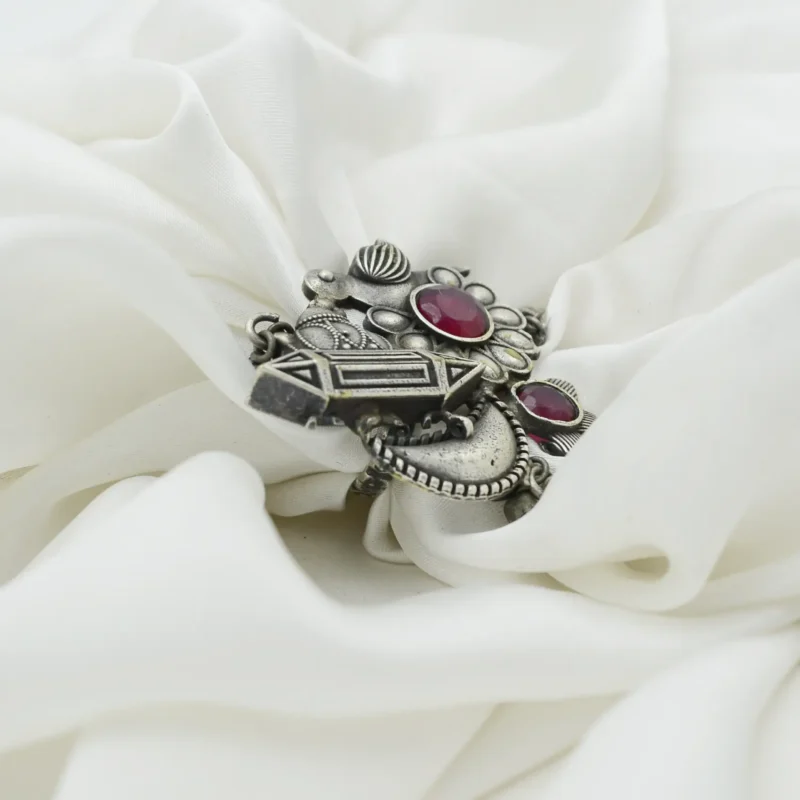 Antique Oxidized Oversized Ring Article 36 - Image 2