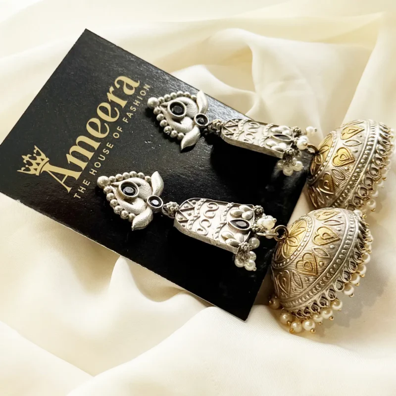 Antique Dual Tone Earrings Article 15 - Image 3