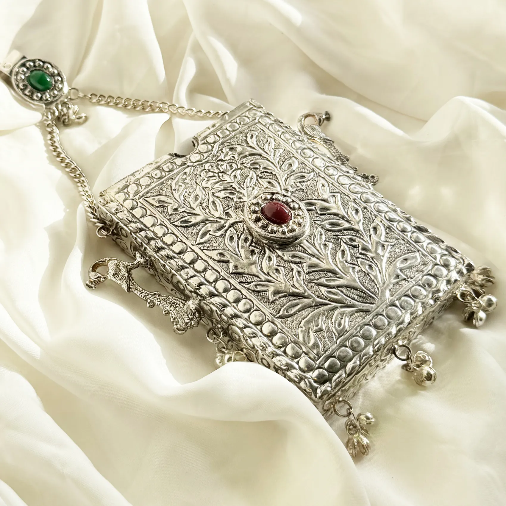 Zarlish Premium Clutch