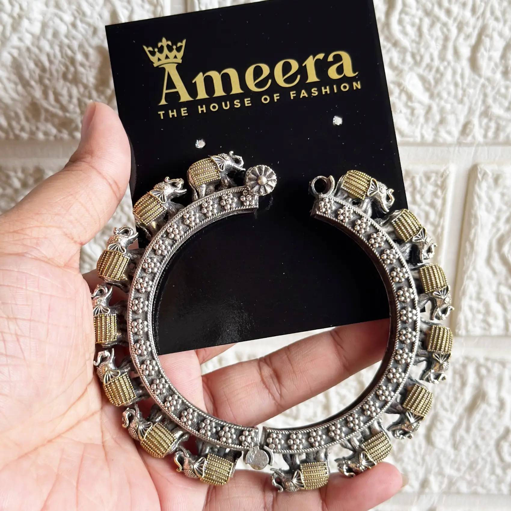 Oxidize German Dual Tone Openable Bangle Article 1 - Image 3